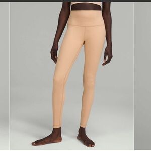 LULULEMON Align High-Rise Pant Leggings
Contour Women’s Size 4 LIKE NEW WORN 1X